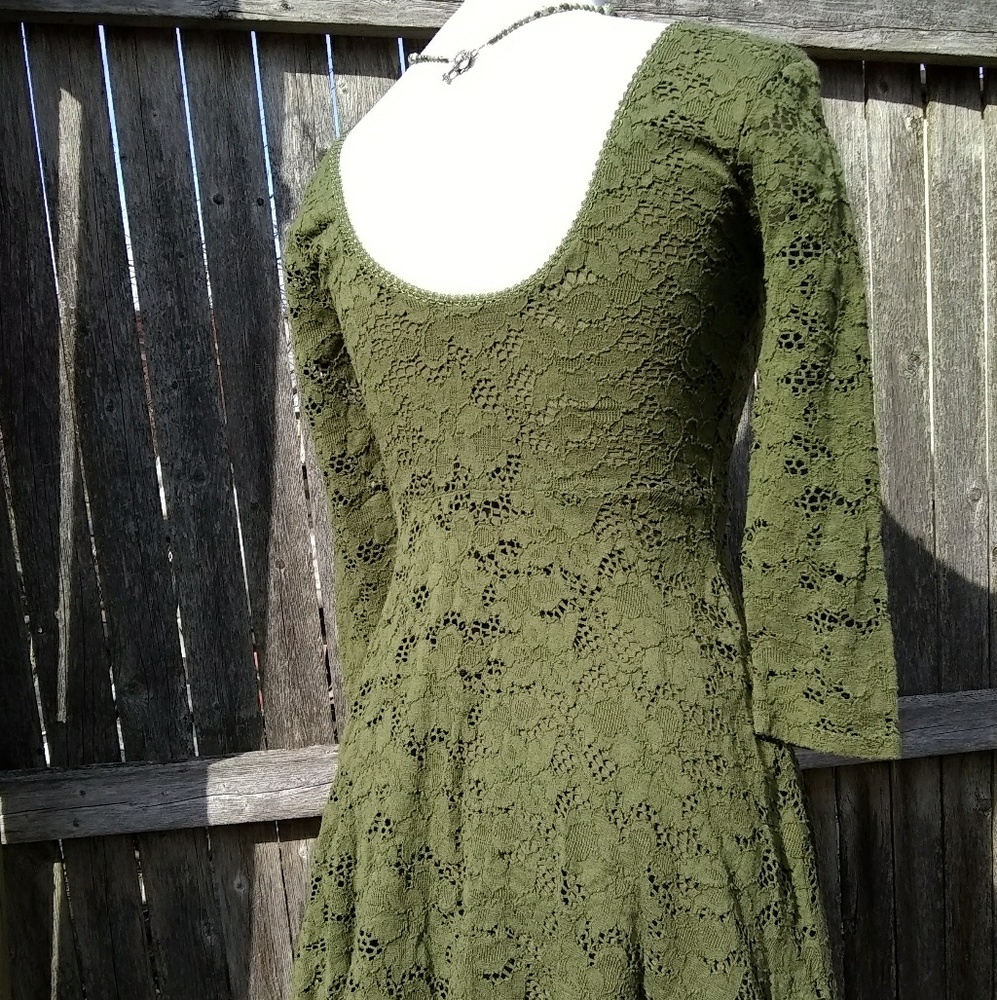 Free People green lacy dress - Picture 5 of 6